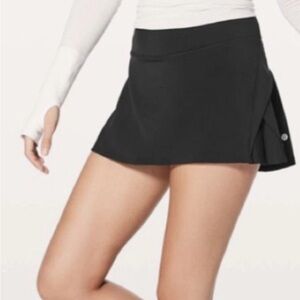 Lululemon Play Off the Pleats Skirt Shorts Skort Womens 8 Black